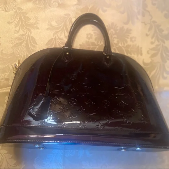 Louis Vuitton Vernis Alma MM Burgundy - Picture 4 of 14